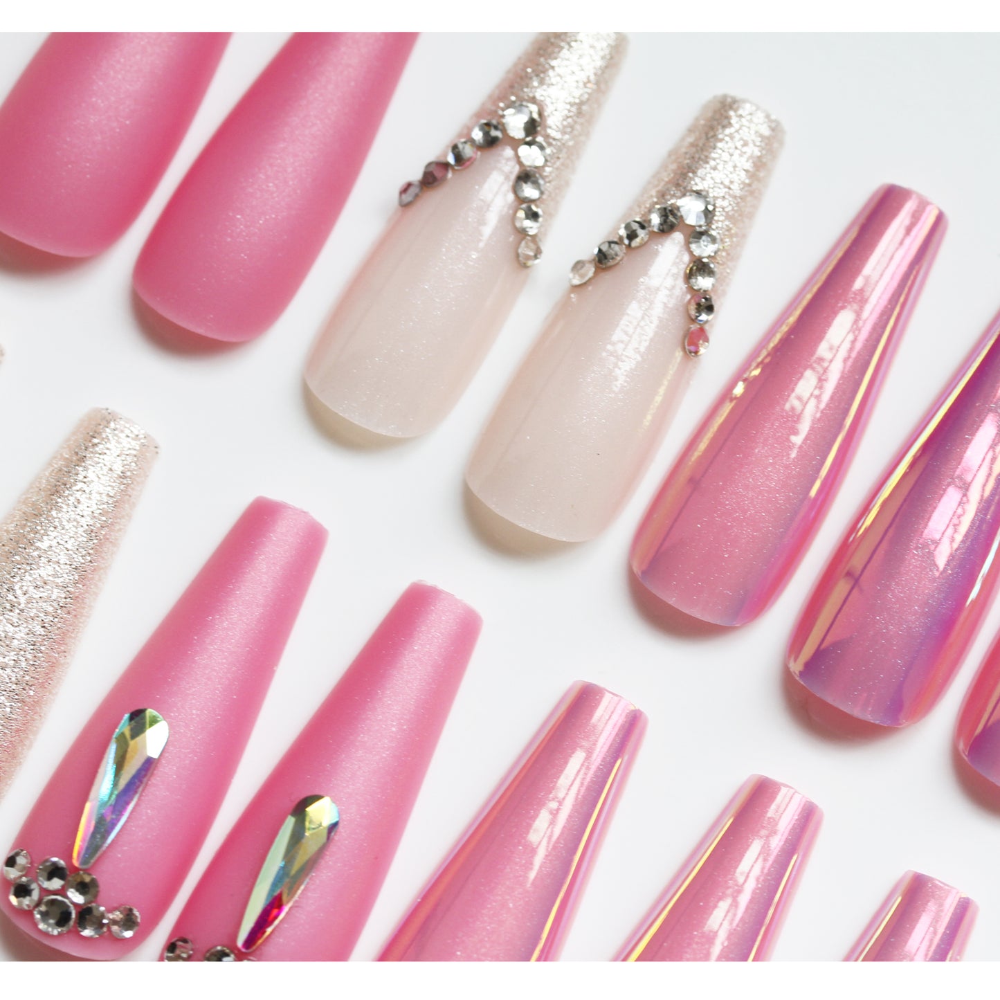 24PCS/30PCS Press On Nails with Special Design, Acrylic French Style Fake Nails,Nail Art, Colorful, Pearls,Glossy,